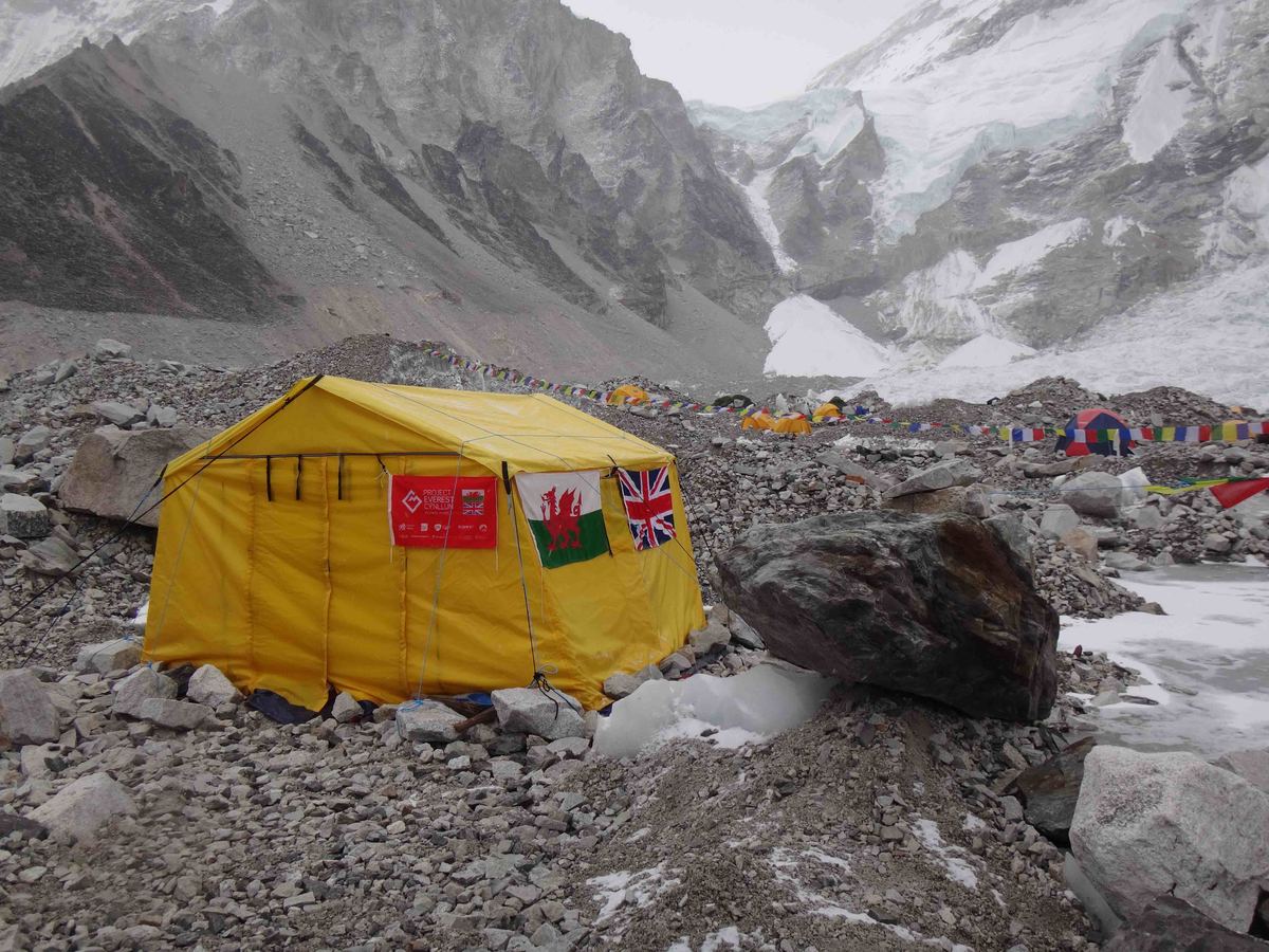 42._Project_Everest_Cynllun_Tent_at_Base_Camp_-_the_Hub.jpg
