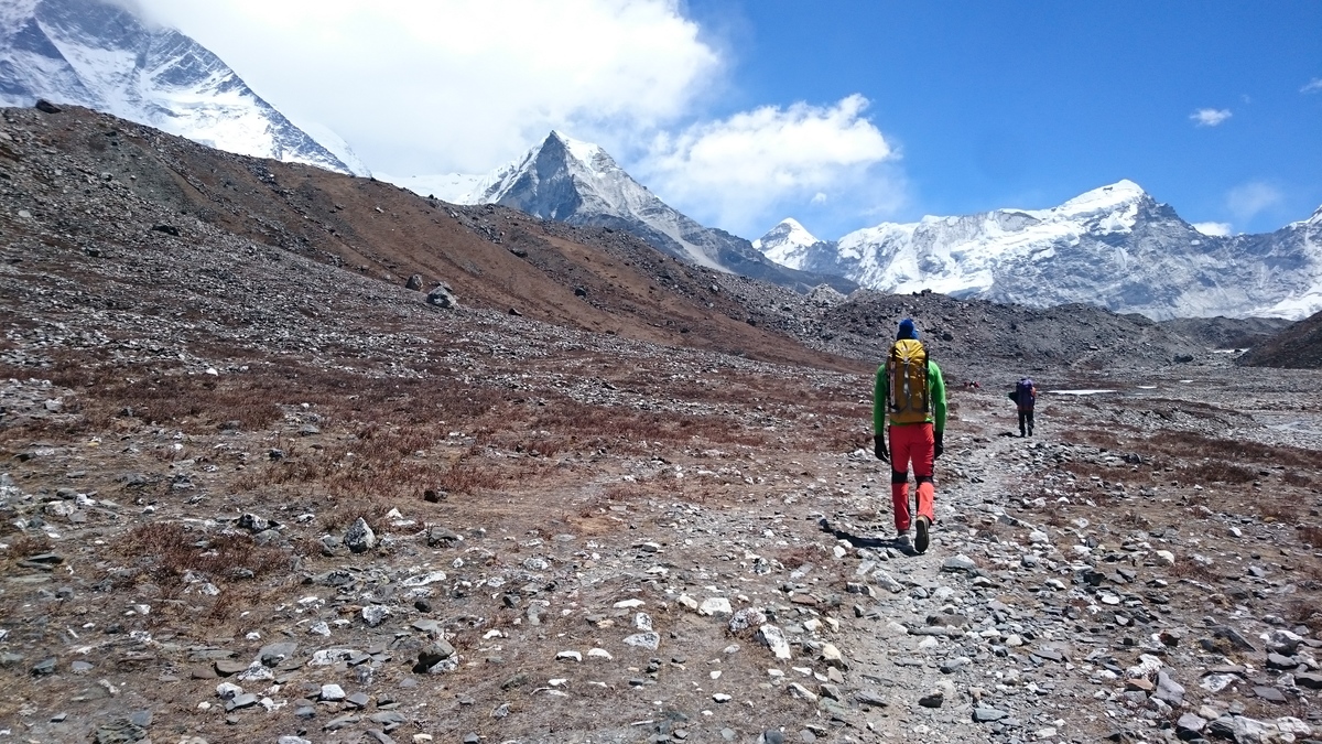 36._The_journey_to_Everest_Base_Camp_continues.jpg