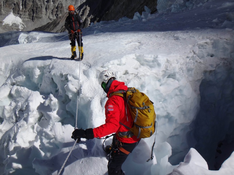 Project Everest Cynllun team blog: Professor Nicola Phillips - First rotation physical report