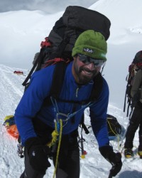Richard Parks summits Mount Vinson, completing leg 2 of the 737 Challenge