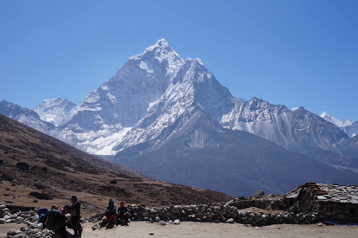 39._talking_to_Pema_Amadablam.jpg