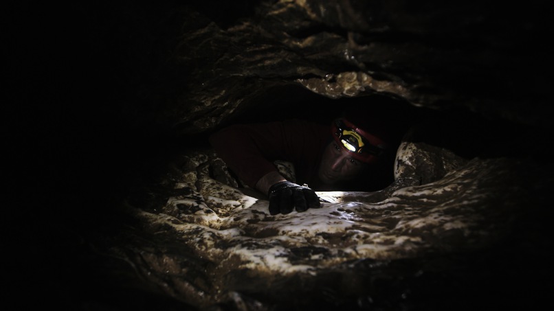 OTTV_BWA_CAVE_12_-_Richard_Parks_in_Ogof_Ffynnon_Ddu_WEB.jpg