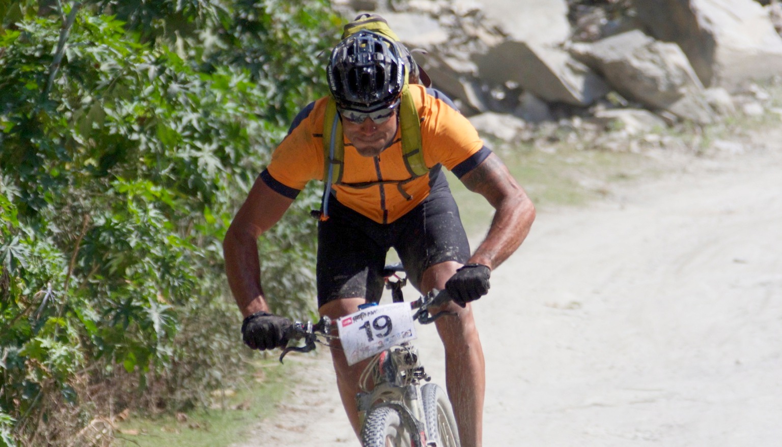 22._Rich_pushing_hard_cropped_2.jpg