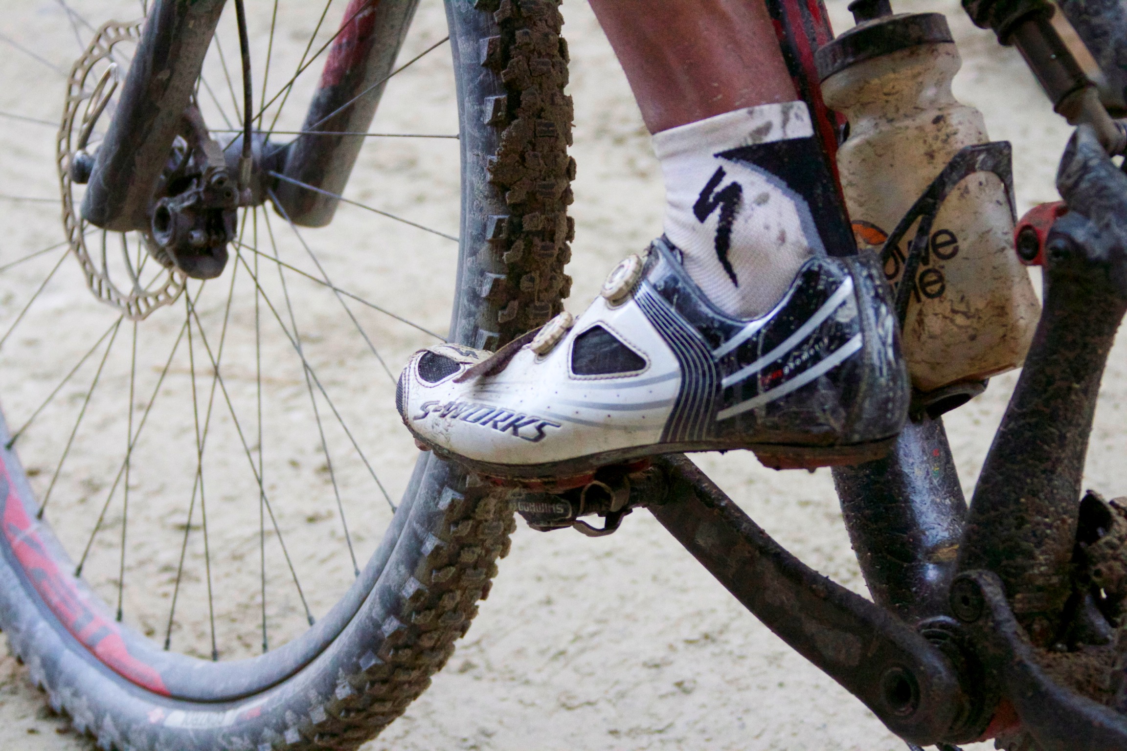 15._Great_close_up_Specialized_shoes_edited.jpg