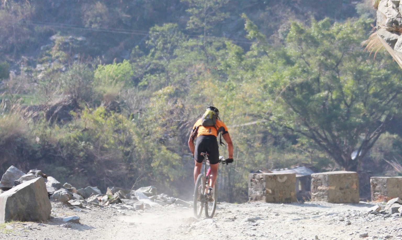 21A._Riding_from_behind_cropped.jpg